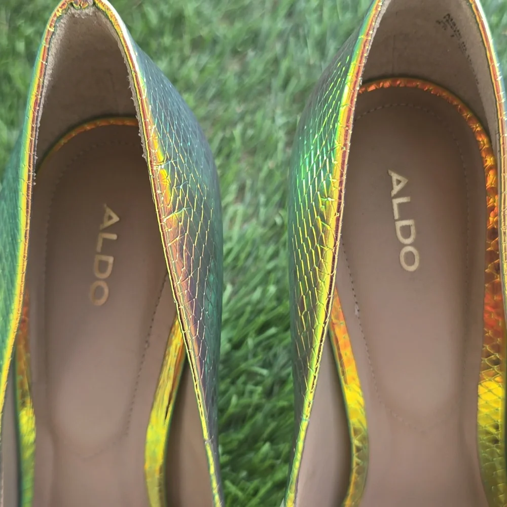 Aldo Iridescent Heels Size 8.5 - Picture 5 of 9